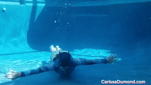 www.carissadumond.com - Carissa-Bat woman-underwater-swim thumbnail